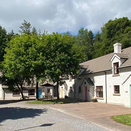 Tully Mill Cottages Bellanaleck Eksteriør billede